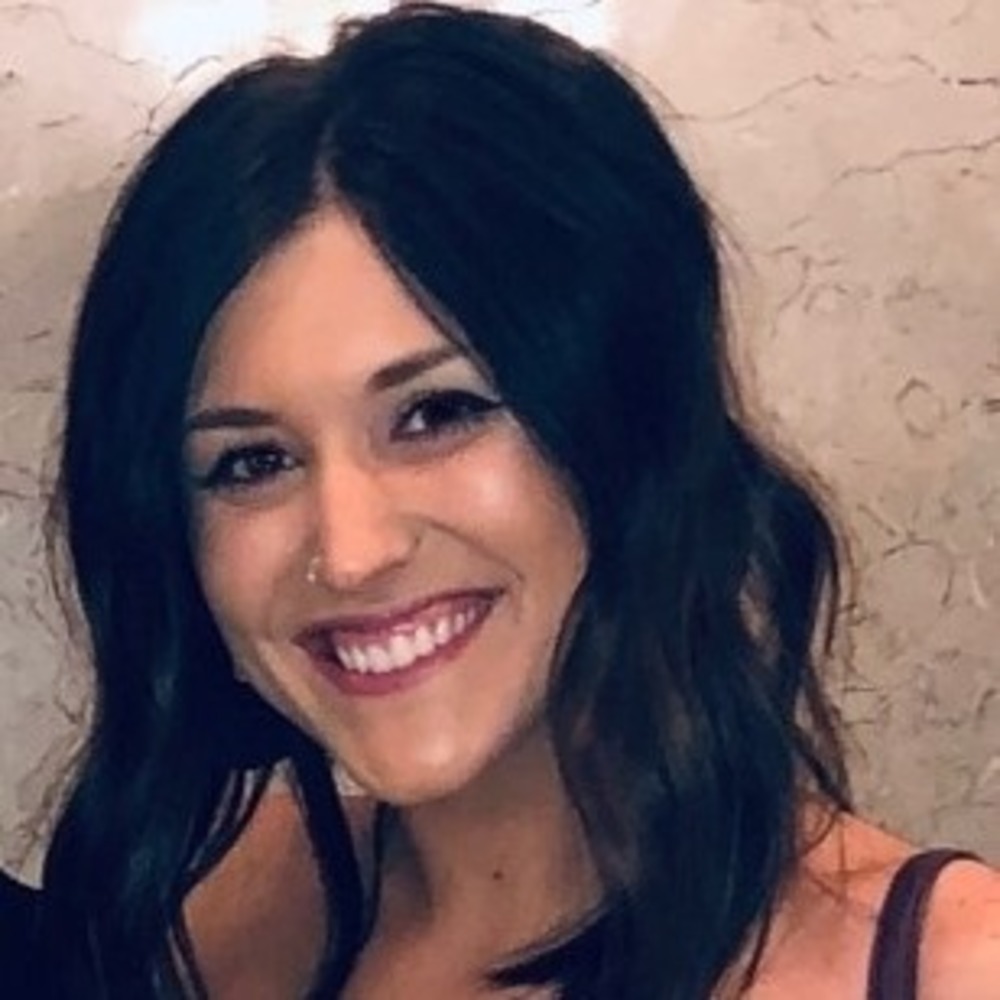 Meet your Posher, Salena